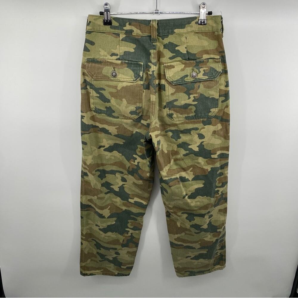 Free People We The Free Remy Cropped Cargo Pants Army Print Wide Leg Size 27 - Picture 5 of 12